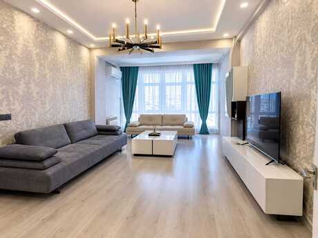 Elan №6455242 - Bakı, Şah İsmayıl Xətai m., 2 otaqlı, 100 m², 19/21 mərtəbə