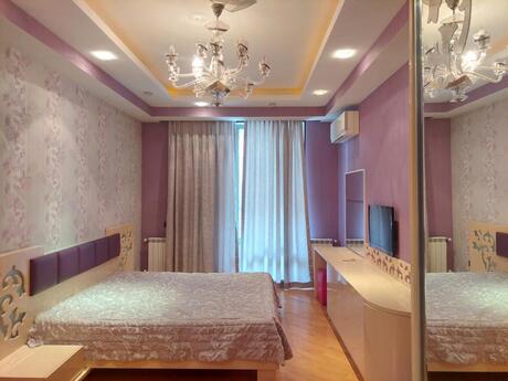 4-room apartment for rent, 215 m², Sahil: 1 550 ₼/mo 2