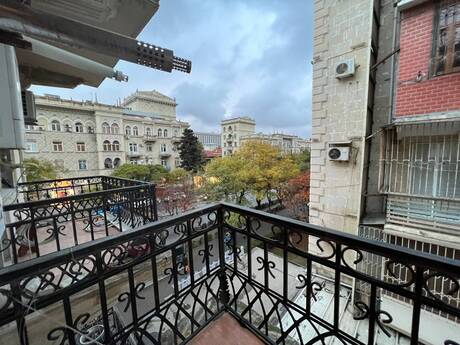 Объявление №6455271 - Баку, м. Элмляр Академиясы, 1-комн., 40 м², 4/5 этаж