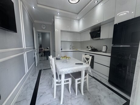3 otaqlı mənzil, 148 m², 8 Noyabr: 420 000 ₼ 4