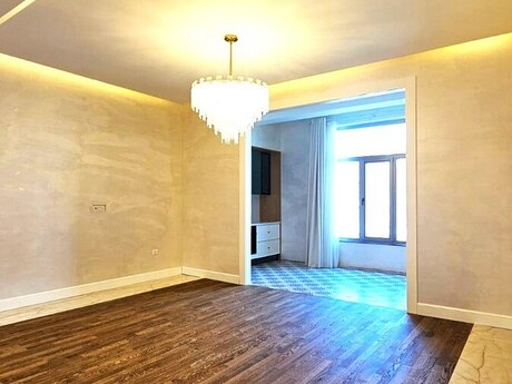 4 otaqlı mənzil, 145 m², Gənclik: 540 000 ₼ 2