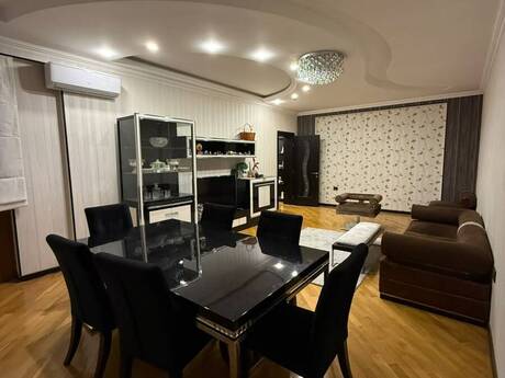Kirayə 2 otaqlı mənzil, 110 m², Nəriman Nərimanov: 1 100 ₼/ay 2