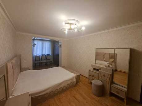 3 otaqlı mənzil, 75 m², 28 May: 240 000 ₼ 3
