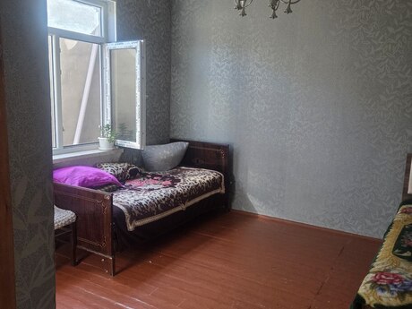 5 otaqlı həyət evi, 130 m², NZS: 90 000 ₼ 5