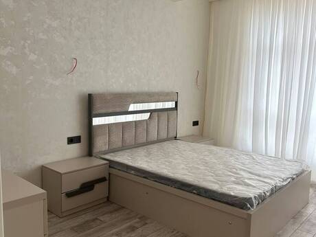 Аренда: 2-комнатная квартира, 102 м², Azadlıq Prospekti: 1 100 ₼/мес 2