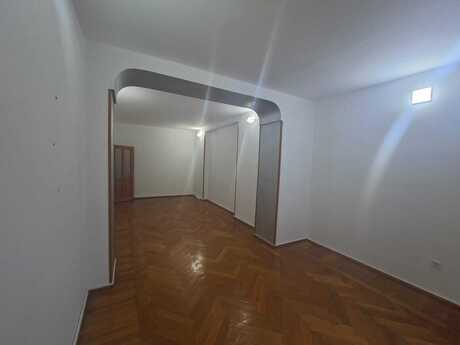 3-room apartment, 103 m², İçəri Şəhər: 350 000 ₼ 4