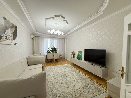 Elan №6455481 - Bakı, Neftçilər m., 3 otaqlı, 129 m², 15/17 mərtəbə