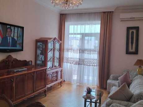 Kirayə 3 otaqlı mənzil, 100 m², Sahil: 1 100 ₼/ay 4