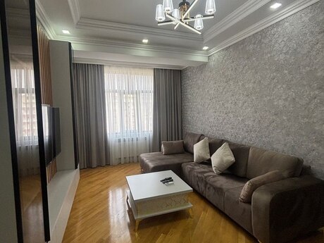 Elan №6455561 - Bakı, Binəqədi r., 2 otaqlı, 64 m², 10/16 mərtəbə