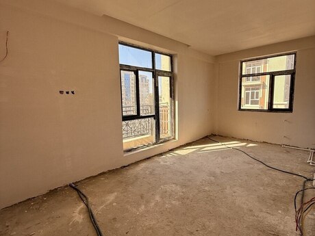 2 otaqlı mənzil, 56 m², 28 May: 215 000 ₼ 5