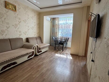 Elan №6455627 - Bakı, 20 Yanvar m., 2 otaqlı, 55 m², 2/5 mərtəbə
