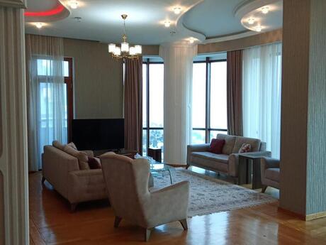 Kirayə 4 otaqlı mənzil, 210 m², 28 May: 2 450 ₼/ay 3