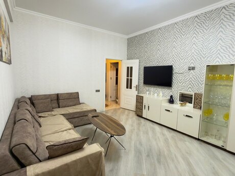 Продаётся 3-комнатная квартира в новостройке, Yeni Günəşli, 70 м², 180 000 AZN, фото 3 / 12