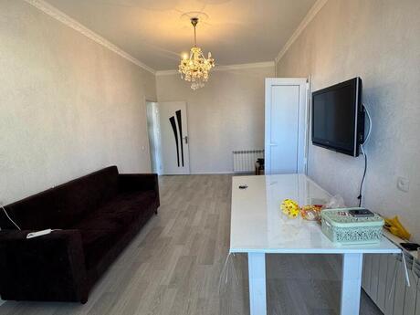 2 otaqlı mənzil, 48 m², 9-cu mikrorayon: 145 000 ₼ 2