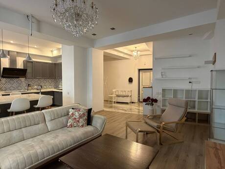 Kirayə 4 otaqlı mənzil, 160 m², Ağ şəhər: 2 500 ₼/ay 4