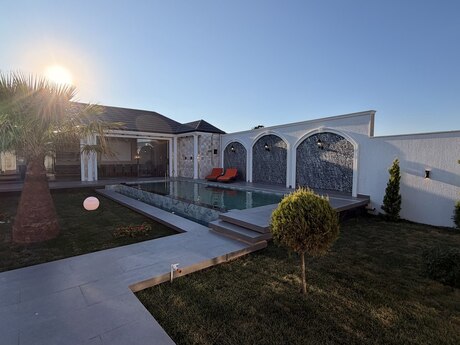 5 otaqlı həyət evi, 310 m², Mərdəkan: 1 100 000 ₼ 3