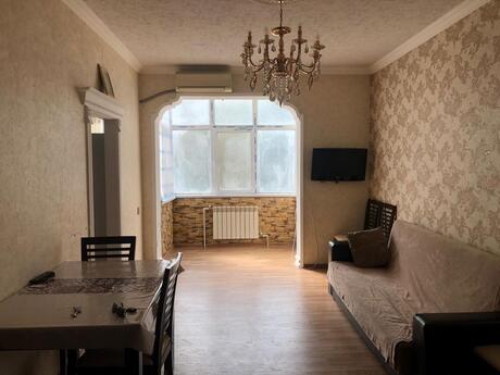 Elan №6455809 - Bakı, Memar Əcəmi m., 2 otaqlı, 58 m², 3/5 mərtəbə