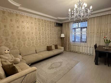 6 otaqlı həyət evi, 200 m², Binəqədi: 240 000 ₼ 2