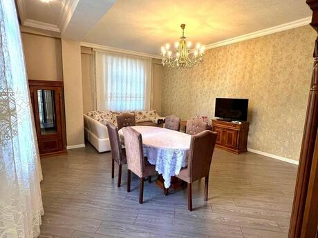Kirayə 2 otaqlı mənzil, 95 m², Renessans Palace: 1 370 ₼/ay 3