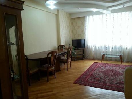 Объявление №6455869 - Баку, м. Низами, 2-комн., 97 м², 11/17 этаж