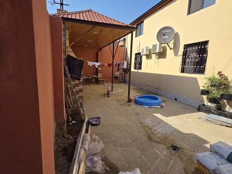 5 otaqlı həyət evi, 250 m², Binəqədi: 137 000 ₼ 3