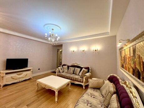 4 otaqlı mənzil, 213 m², Sahil: 950 000 ₼ 5