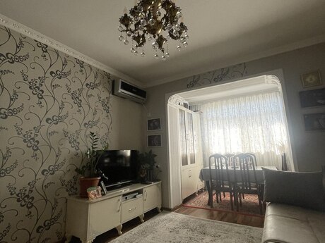 2 otaqlı mənzil, 43 m², Neftçilər: 160 000 ₼ 2