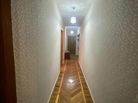 Memar Əcəmidə 4 otaqlı köhnə tikili mənzil satılır, 120 m², 290 000 AZN, şəkil 4 / 9