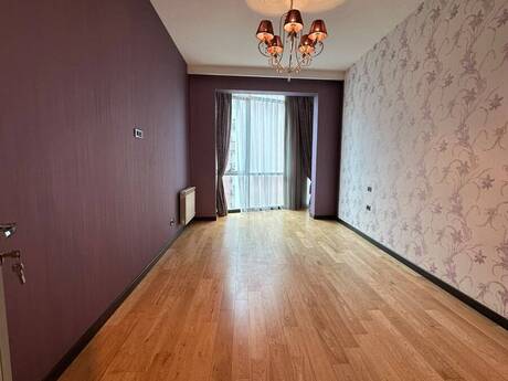3 otaqlı mənzil, 135 m², Nəsimi: 390 000 ₼ 2