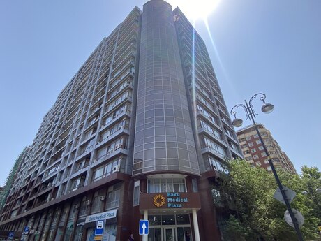 Объявление №6456279 - Баку, м. 28 мая, 3-комн., 150 м², 16/21 этаж