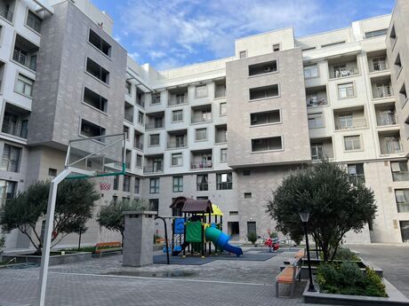 7-комнатная квартира, 752 м², Ağ şəhər: 1 700 000 ₼ 2