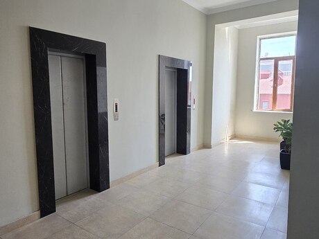 3-комнатная квартира, 62 м², 28 May: 186 000 ₼ 3