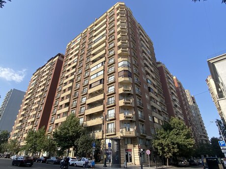 Объявление №6456302 - Баку, м. 28 мая, 3-комн., 95 м², 9/13 этаж