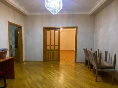 3-room apartment for rent, 116 m², 8-ci mikrorayon: 850 ₼/mo 3