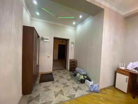3-room apartment for rent, 116 m², 8-ci mikrorayon: 850 ₼/mo 4