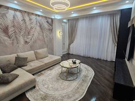 Объявление №6456380 - Баку, пос. Бакиханова, 2-комн., 75 м², 6/12 этаж