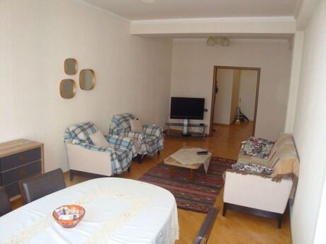 Kirayə 2 otaqlı mənzil, 100 m², Şah İsmayıl Xətai: 1 000 ₼/ay 4