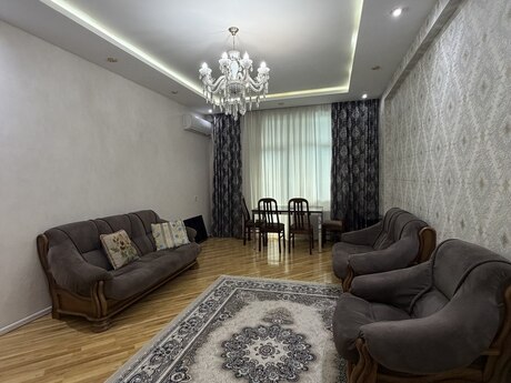 3 otaq · 102 m² · 3/17 mərtəbə, Badamdar