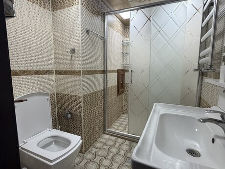 Kirayə 2 otaqlı mənzil, 55 m², İnşaatçılar: 650 ₼/ay 5