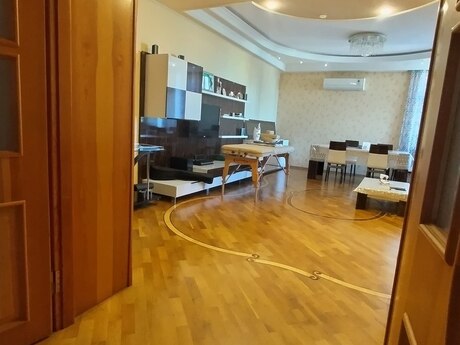 5-room apartment, 187 m², Elmlər Akademiyası: 505 000 ₼ 4