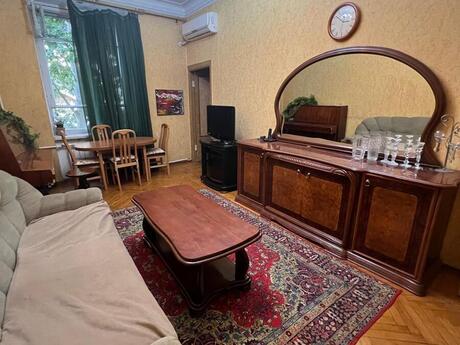 Kirayə 2 otaqlı mənzil, 60 m², İçəri Şəhər: 800 ₼/ay 3