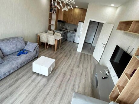 Сдаётся 2-комнатная квартира в новостройке, ЖК Grand Hayat, 65 м², 1 100 AZN/мес, фото 3 / 12