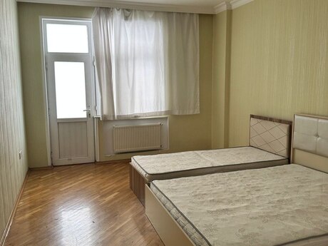 Kirayə 3 otaqlı mənzil, 145 m², Neftçilər: 750 ₼/ay 5