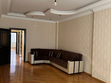 Kirayə 3 otaqlı mənzil, 145 m², Neftçilər: 750 ₼/ay 2