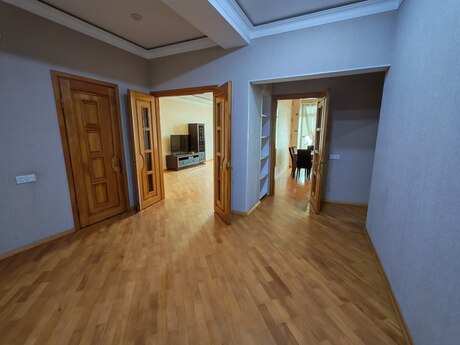 Kirayə 3 otaqlı mənzil, 100 m², Nəriman Nərimanov: 899 ₼/ay 4