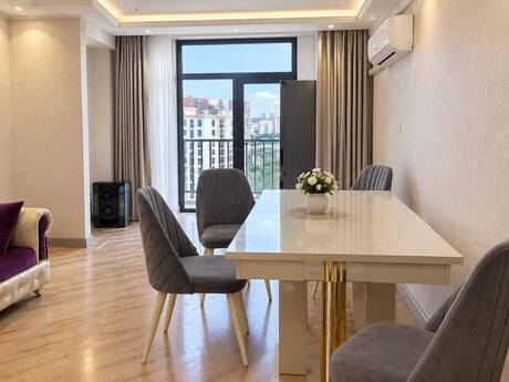 Аренда: 2-комнатная квартира, 74,9 м², West Town: 840 ₼/мес 3