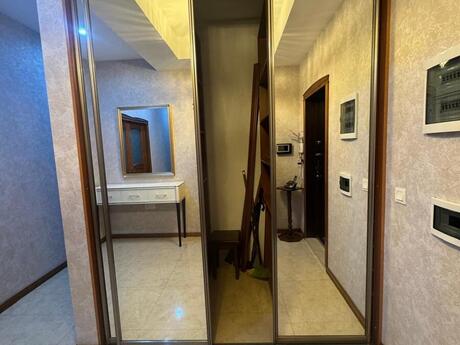 3-room apartment for rent, 131 m², 20 Yanvar: 1 200 ₼/mo 3