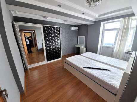 Kirayə 3 otaqlı mənzil, 110 m², Qara Qarayev: 950 ₼/ay 3