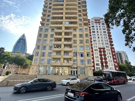 Elan №6456884 - Bakı, İçəri Şəhər m., 5 otaqlı, 210 m², 9/16 mərtəbə
