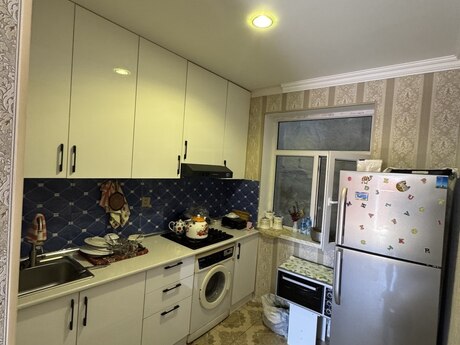 4 otaqlı həyət evi, 80 m², Binə: 47 000 ₼ 3